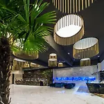 阿德瑞阿缇克大酒店 4* 奥帕提亚