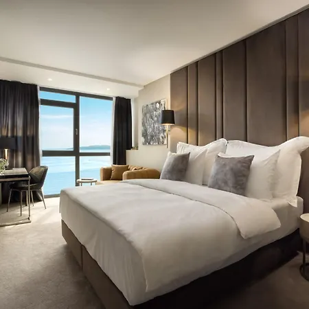 Grand Adriatic Hotel