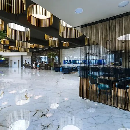 グランド アドリアティック 4* オパティヤ